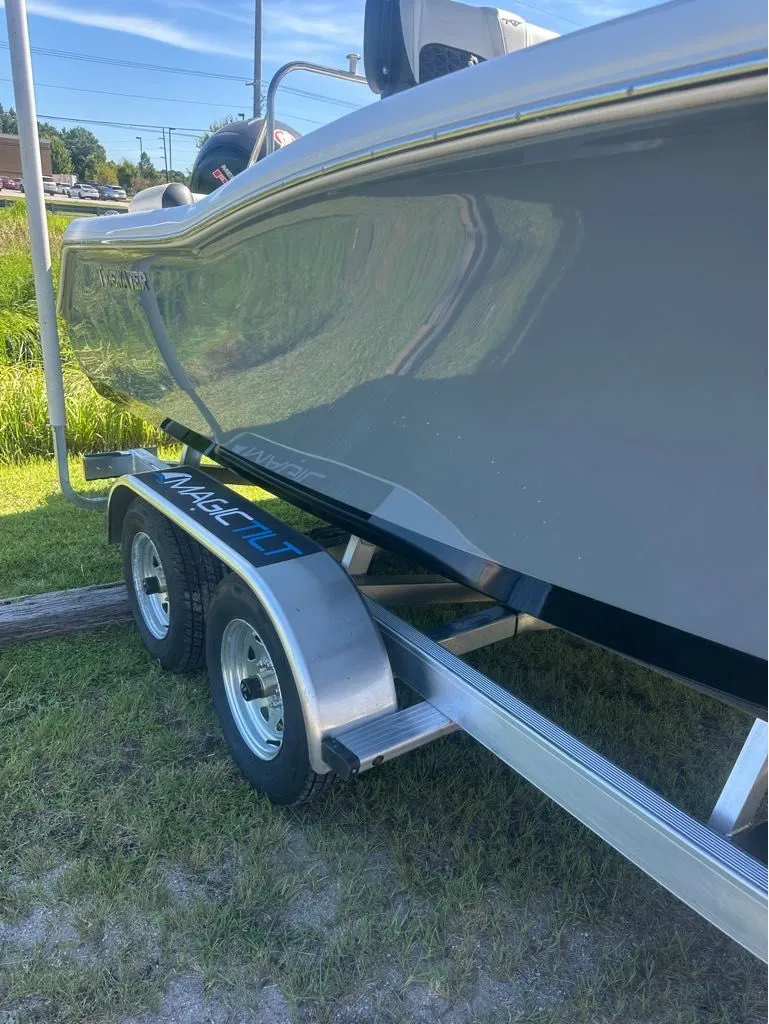 Slide: The Image of Tidewater 210 LXF 2025 - 9