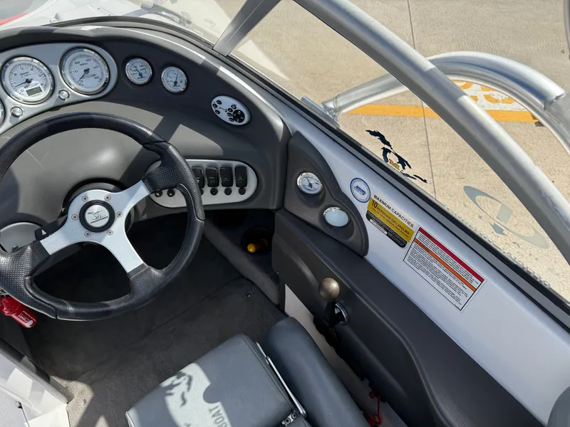 Slide: The Image of Moomba Mobius 2005 - 13