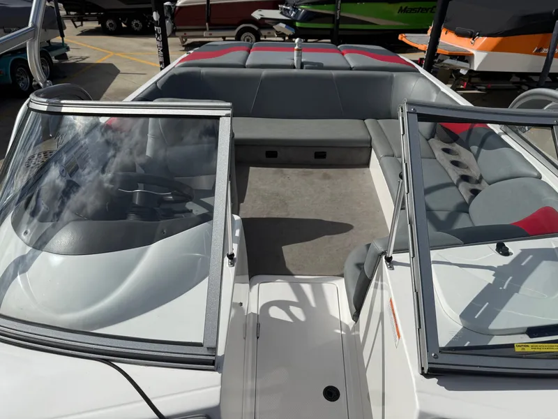 Slide: The Image of Moomba Mobius 2005 - 18