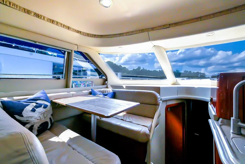 Slide: The Image of Sea Ray 560 Sedan Bridge 1998 - 10