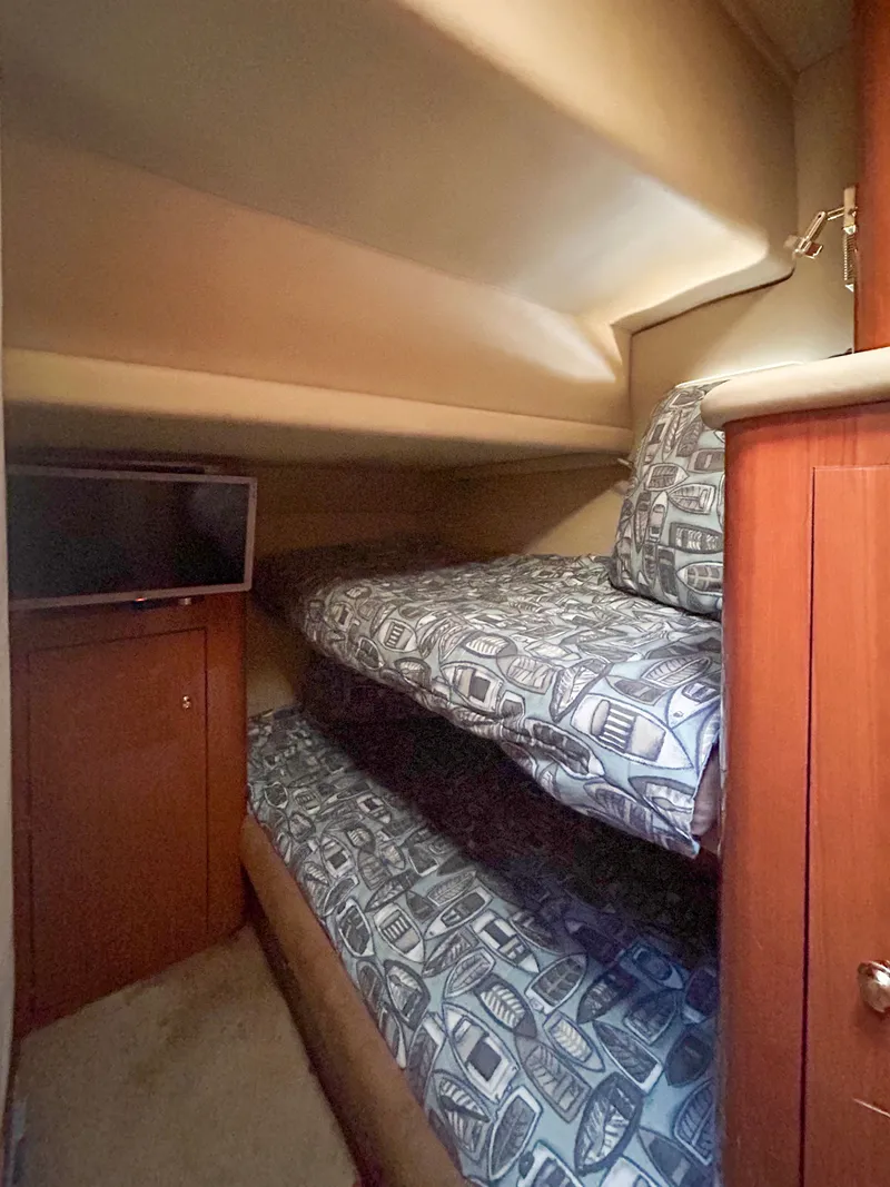 Slide: The Image of Sea Ray 560 Sedan Bridge 1998 - 11