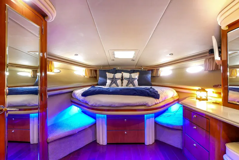 Slide: The Image of Sea Ray 560 Sedan Bridge 1998 - 12