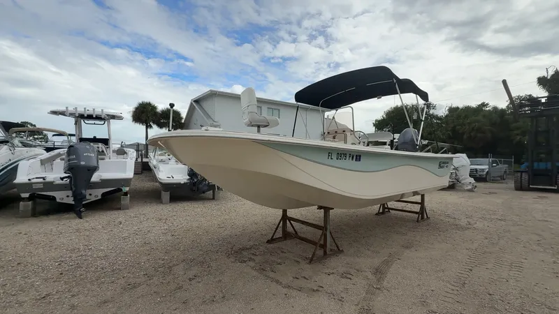 Slide: The Image of Carolina 218 DLV 2014 - 12