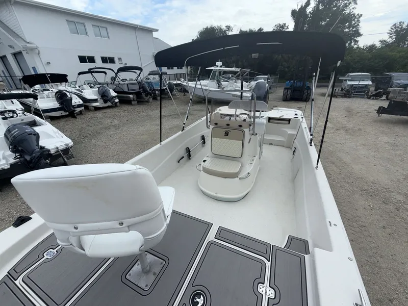 Slide: The Image of Carolina 218 DLV 2014 - 21