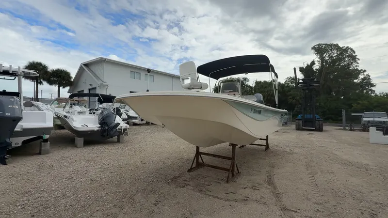 Slide: The Image of Carolina 218 DLV 2014 - 3