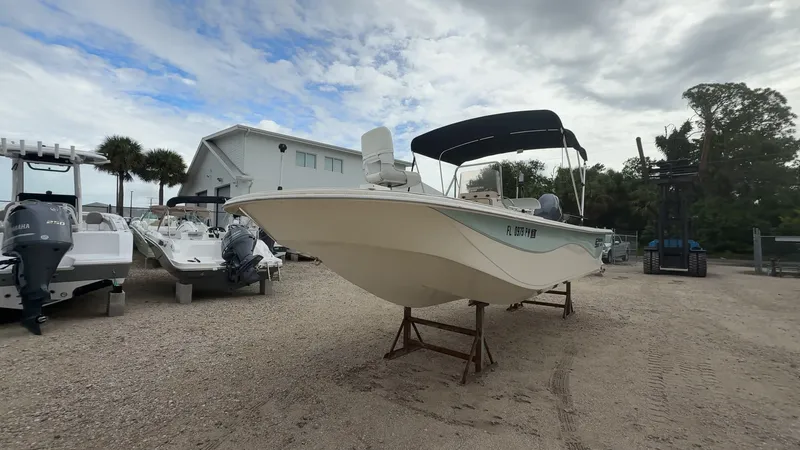 Slide: The Image of Carolina 218 DLV 2014 - 7