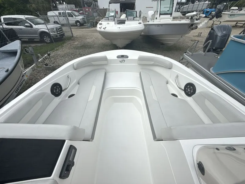 Slide: The Image of Hurricane 185 SS 2021 - 14