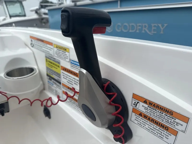 Slide: The Image of Hurricane 185 SS 2021 - 25