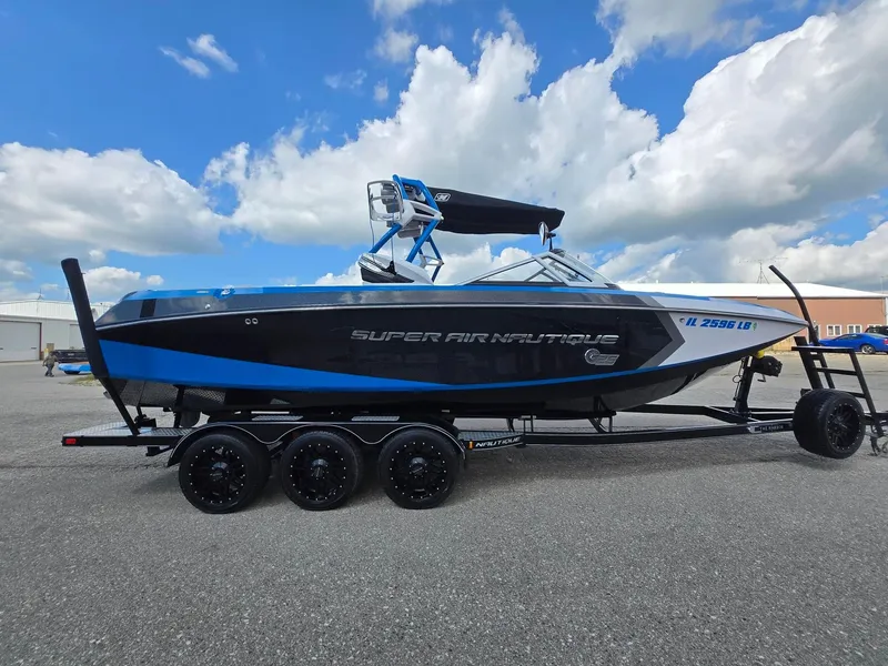 Slide: The Image of Nautique G25 2014 - 5