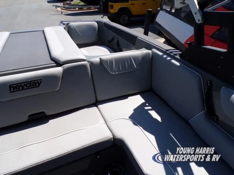 Slide: The Image of Heyday Wake Boats WT-2DC 2023 - 16