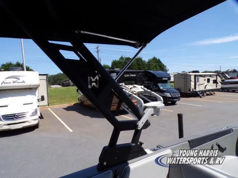 Slide: The Image of Heyday Wake Boats WT-2DC 2023 - 26