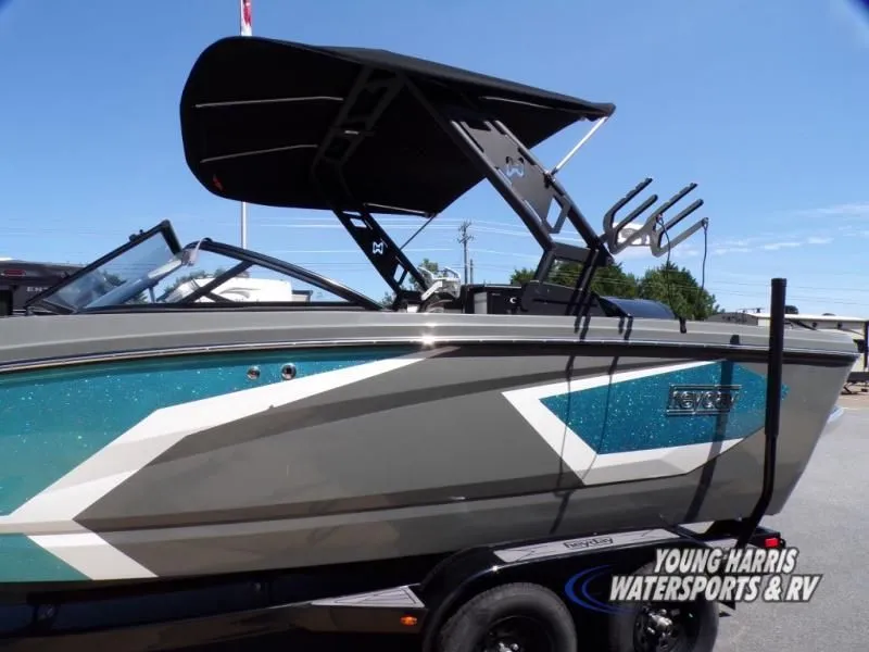 Slide: The Image of Heyday Wake Boats WT-2DC 2023 - 3