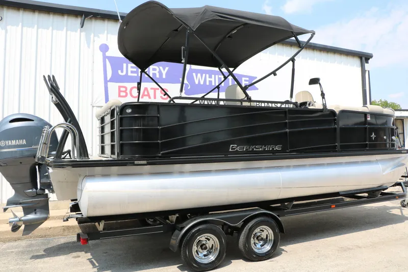 Slide: The Image of Berkshire 22 CL Sts 2017 - 3