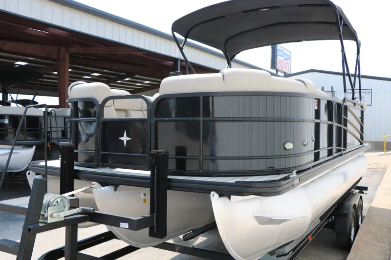 Slide: The Image of Berkshire 22 CL Sts 2017 - 7