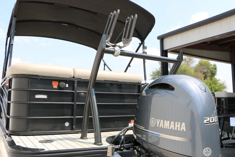 Slide: The Image of Berkshire 22 CL Sts 2017 - 9