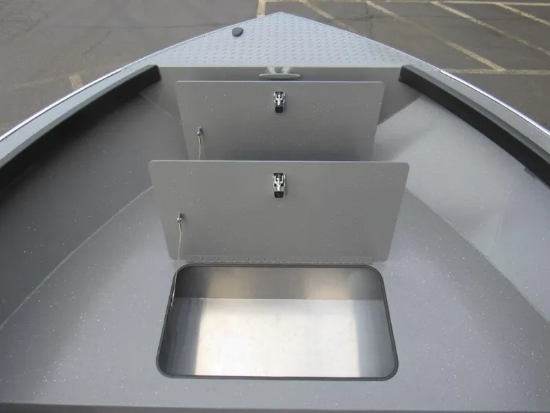 Slide: The Image of Alumaweld Adventurer 20 2026 - 13