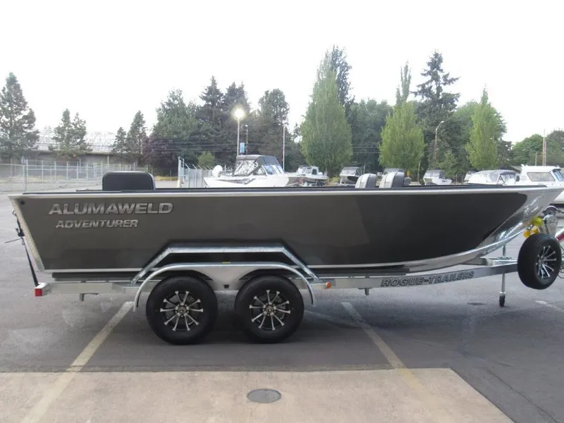 Slide: The Image of Alumaweld Adventurer 20 2026 - 6