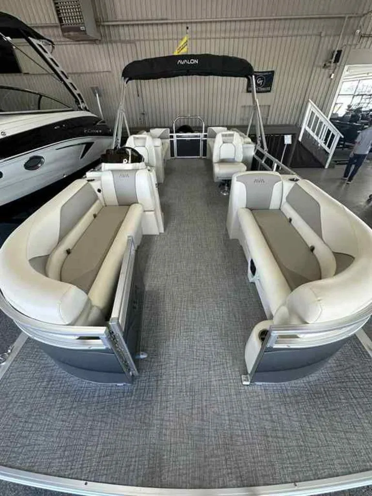 Slide: The Image of Avalon Venture 2385 QL 2026 - 3