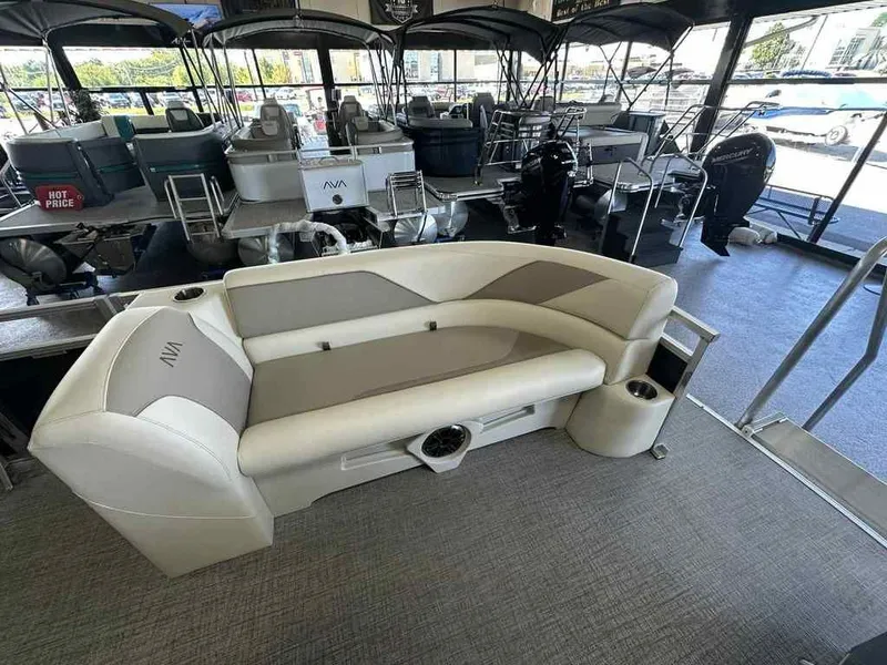 Slide: The Image of Avalon Venture 2385 QL 2026 - 5