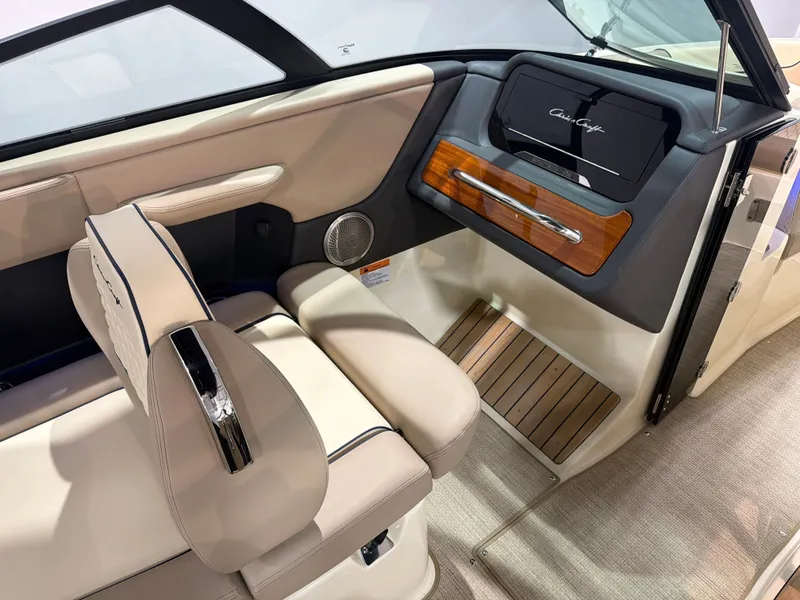 Slide: The Image of Chris-Craft Sportster 25 2026 - 12