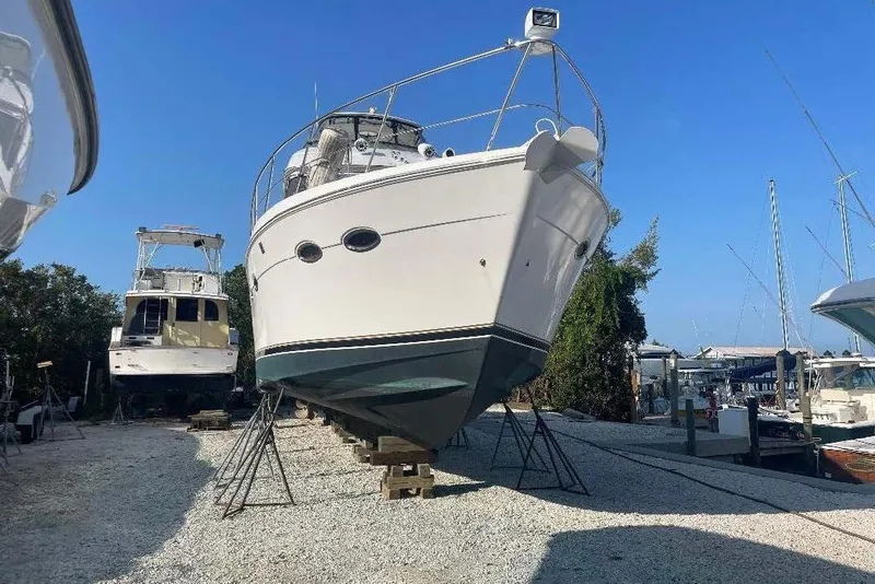 Slide: The Image of Carver Yachts 570 Voyager Pilothouse 2004 - 8