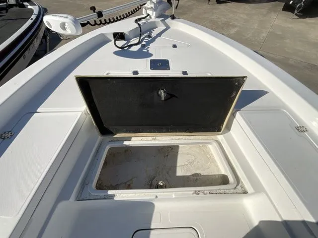 Slide: The Image of NauticStar 2200 Sport 2016 - 10