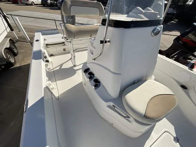 Slide: The Image of NauticStar 2200 Sport 2016 - 16