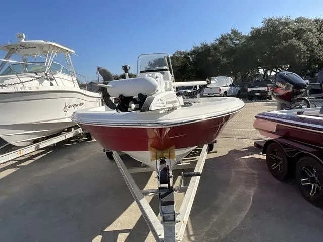 Slide: The Image of NauticStar 2200 Sport 2016 - 2