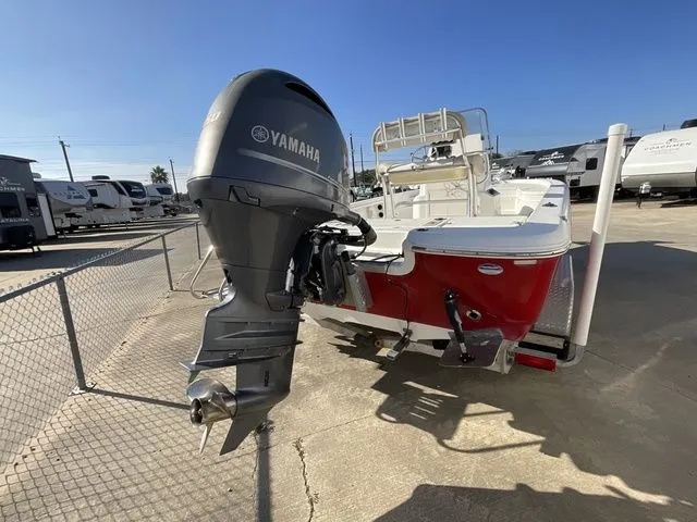 Slide: The Image of NauticStar 2200 Sport 2016 - 6