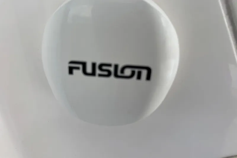 Slide: The Image of Fusion logo on 1998 Sea Ray 480 Sedan Bridge boat component. - 56