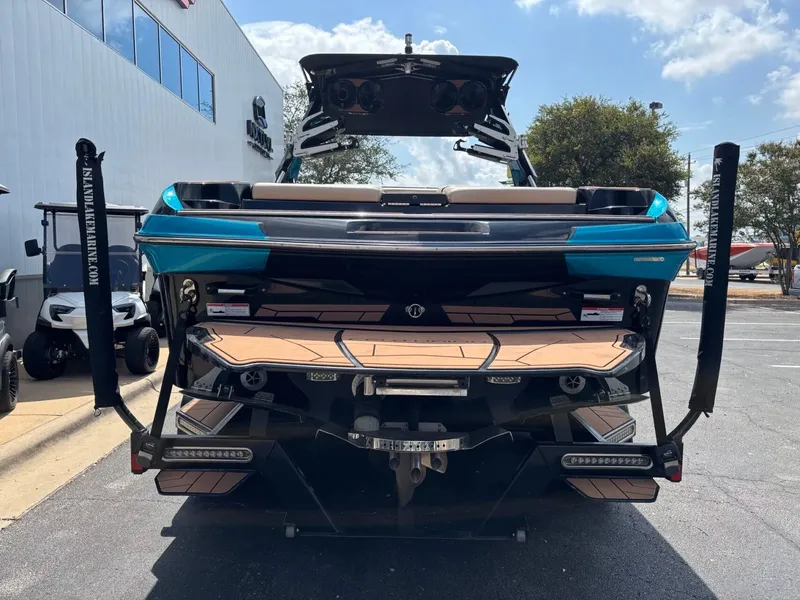 Slide: The Image of Centurion Fi 25 2021 - 8