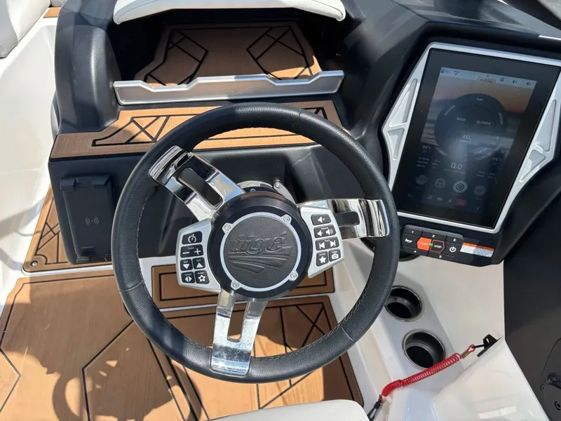 Slide: The Image of Tigé Z3 2022 - 21