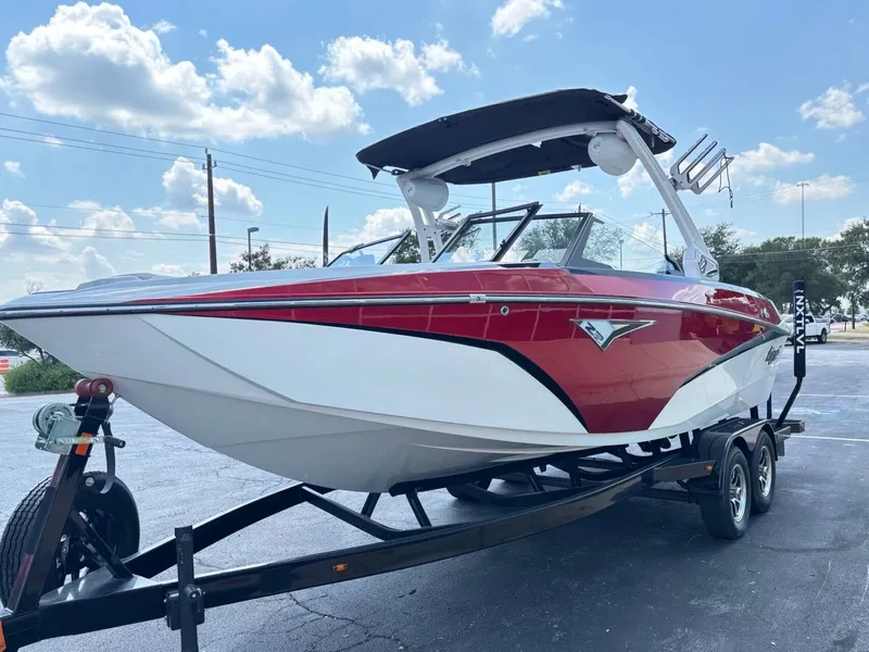 Slide: The Image of Tigé Z3 2022 - 9