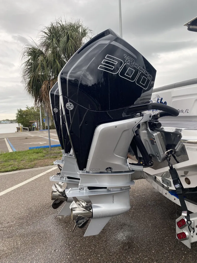 Slide: The Image of Nor-Tech 340 Sport 2023 - 7