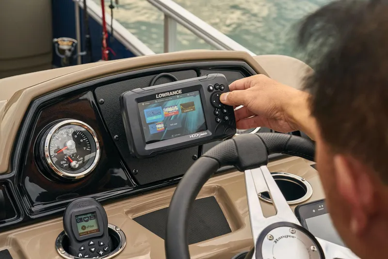 Slide: The Image of Ranger Boats Reata 200F 2024 - 60