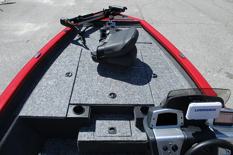 Slide: The Image of 2026 Tracker Pro Team 175 boat interior with fishing seat and Lowrance electronics. - 10