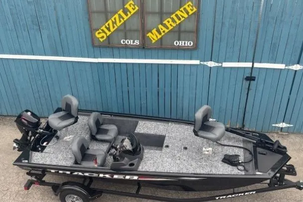 Slide: The Image of 2026 Tracker Pro 170 boat at Sizzle Marine, Ohio dealership. - 4