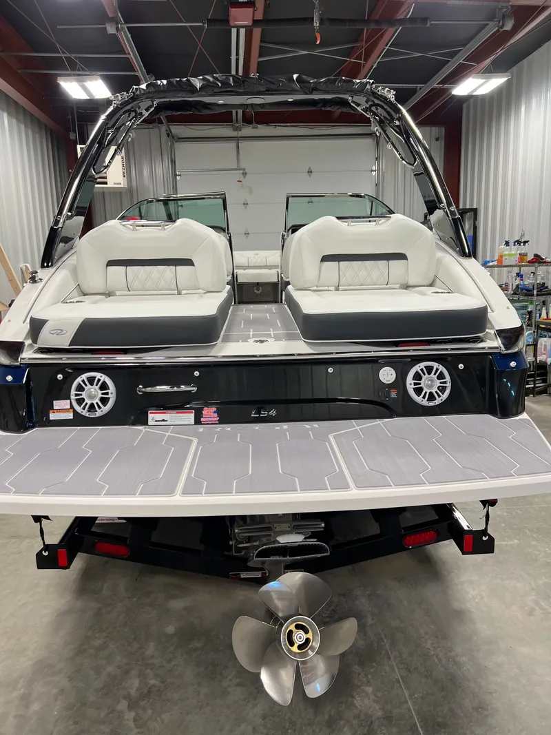 Slide: The Image of Regal LS4 2023 - 18