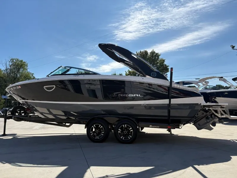 Slide: The Image of Regal LS6 2019 - 5