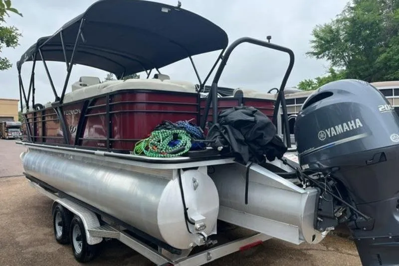Slide: The Image of 2023 Veranda VP 22RC pontoon boat with Yamaha motor on trailer. - 13
