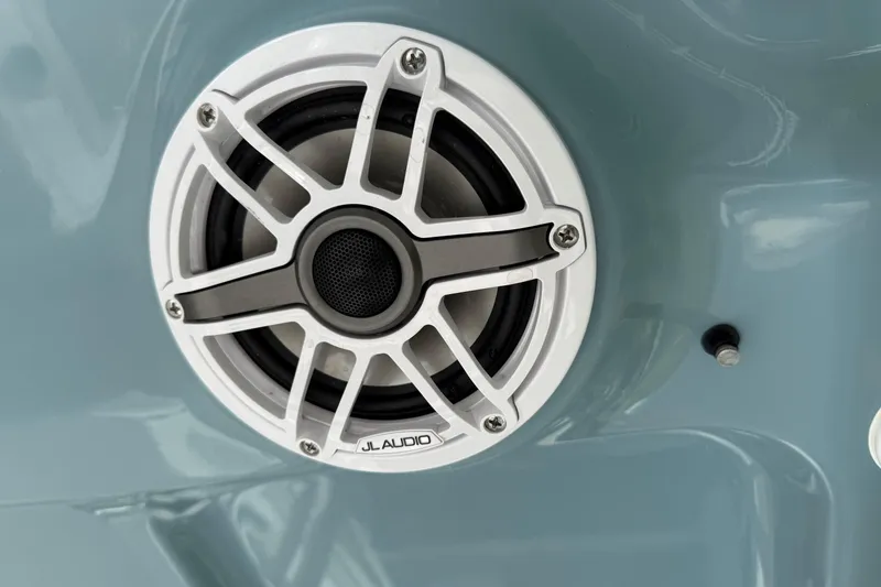 Slide: The Image of Speaker on 2026 Sea Hunt Gamefish 25 boat, featuring JL Audio design. - 21