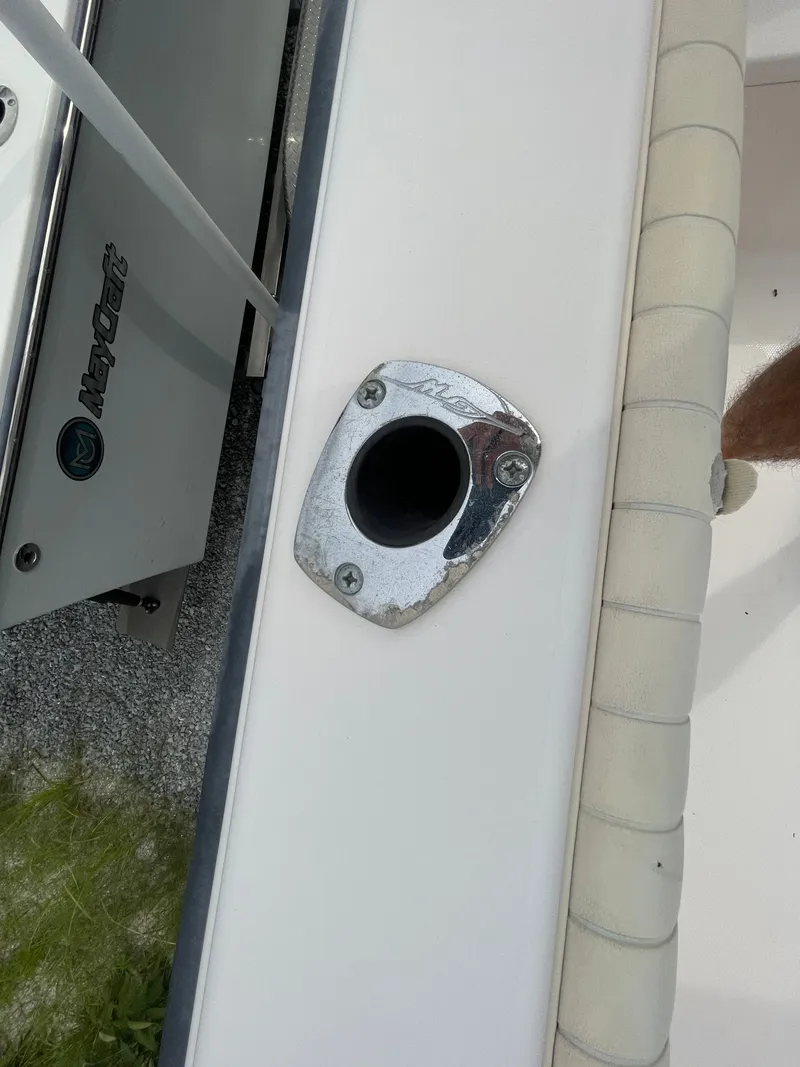 Slide: The Image of Grady-White Tournament 22 2001 - 24