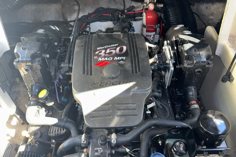 Slide: The Image of MerCruiser 350 MAG MPI engine in 2003 Searay 220 Sundeck boat. - 20