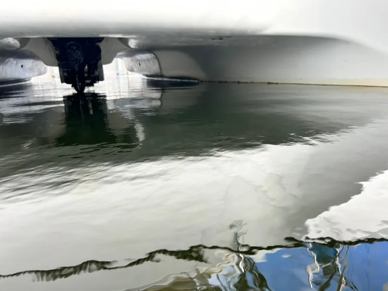 Slide: The Image of Underwater view of 2004 Endeavour Catamaran Victory hull and propeller. - 22