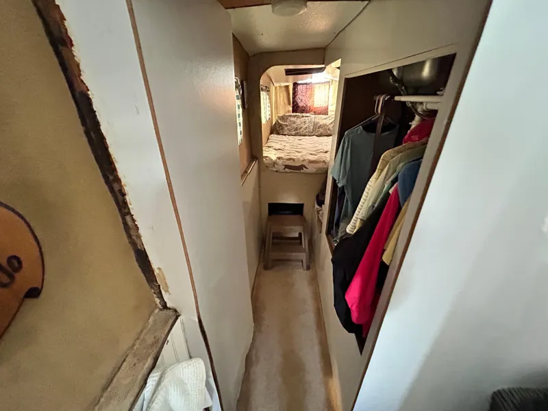 Slide: The Image of Endeavour Victory 2004 - 59