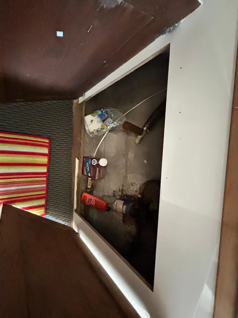 Slide: The Image of Endeavour Victory 2004 - 68