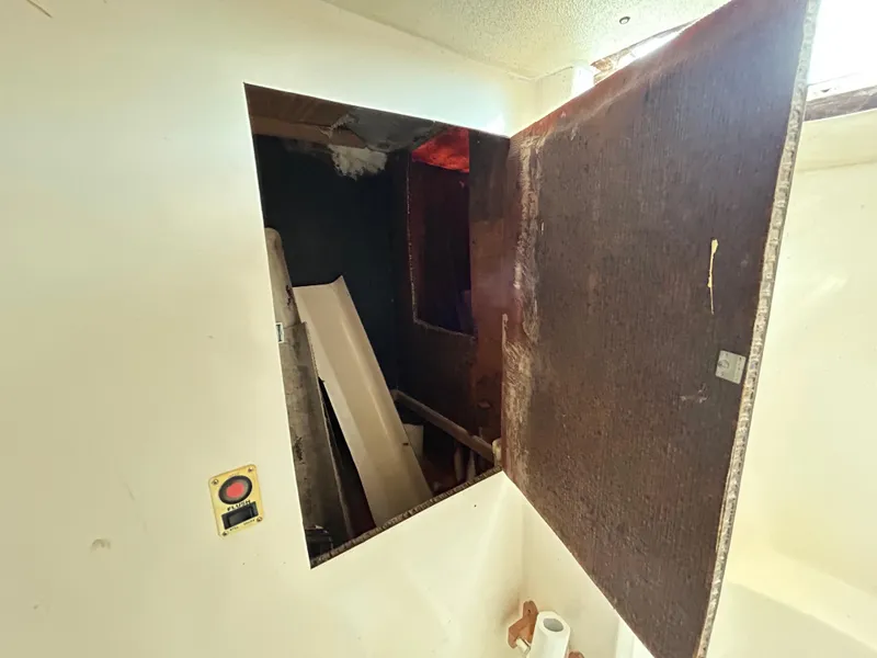 Slide: The Image of Endeavour Victory 2004 - 70