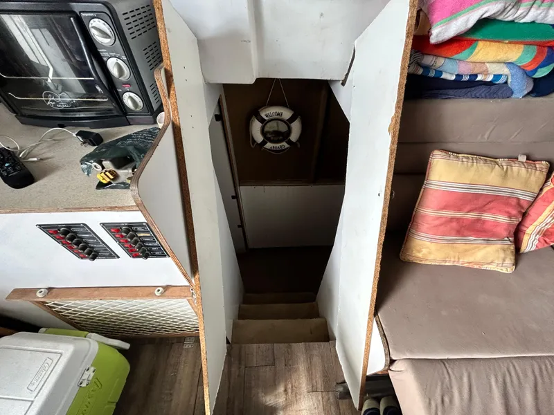 Slide: The Image of Endeavour Victory 2004 - 71