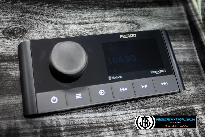 Slide: The Image of Fusion audio system in 2026 Avalon LSZ VRB, featuring Bluetooth and SiriusXM compatibility. - 37