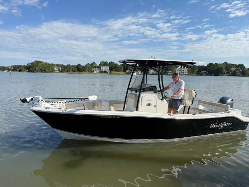 Slide: The Image of NauticStar 22 XS Offshore 2019 - 4